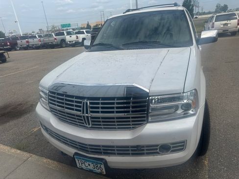 Used 2013 Lincoln Navigator 4WD w/ HD Trailer Tow Pkg image 9