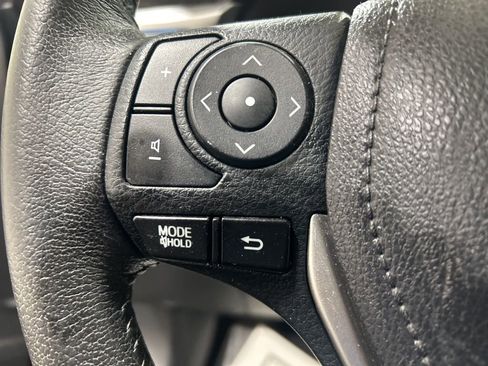 Used 2015 Toyota Corolla S image 24