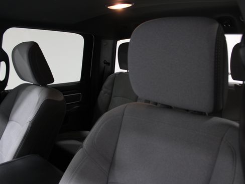 Used 2024 RAM 2500 Big Horn AWD/4WD image 5