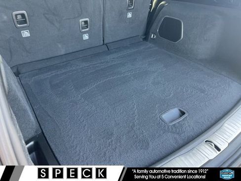 Used 2023 Jeep Grand Cherokee Overland w/ Adv Protech Group III image 19