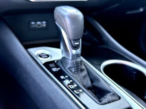 Used 2024 Nissan Altima 2.5 SV FWD image 16