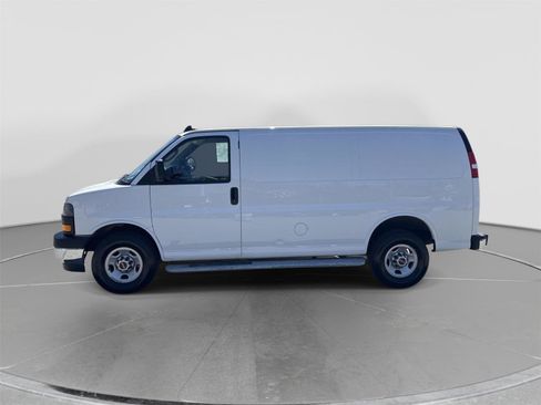 Used 2023 GMC Savana 2500 w/ Driver Convenience Package RWD image 2