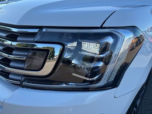 Used 2021 Ford Expedition Limited image 34