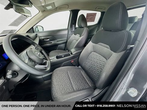 Certified 2025 Nissan Kicks SV AWD/4WD image 18