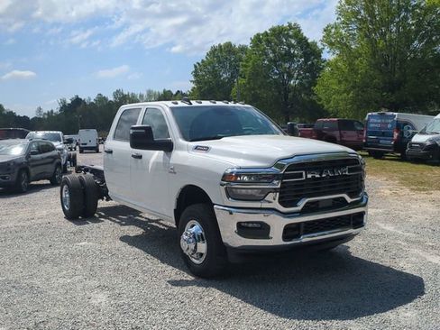 New 2026 RAM 3500 Tradesman image 7