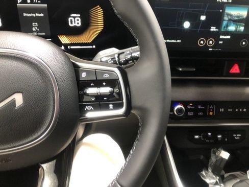 New 2026 Kia Carnival EX image 48