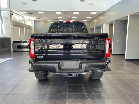 Used 2026 Ford F250 Platinum AWD/4WD image 9