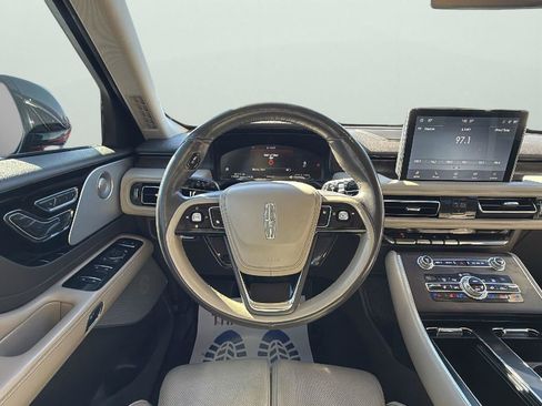 Used 2020 Lincoln Aviator Reserve w/ Equipment Group 202A image 10