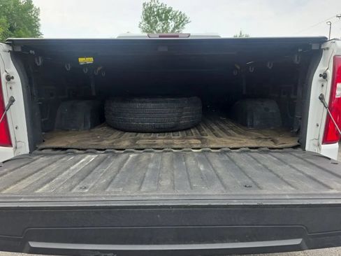 Used 2019 Chevrolet Silverado 1500 LTZ AWD/4WD image 11