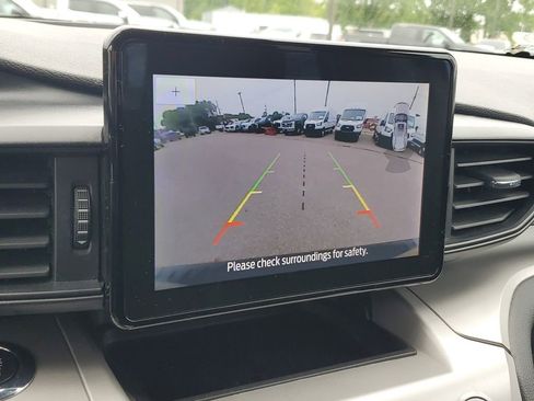 Used 2022 Ford Explorer XLT image 22