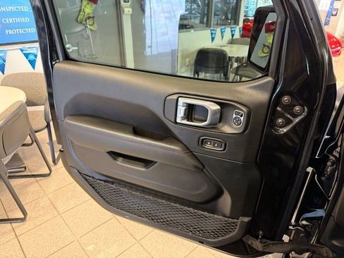 Used 2020 Jeep Wrangler Unlimited Rubicon image 20