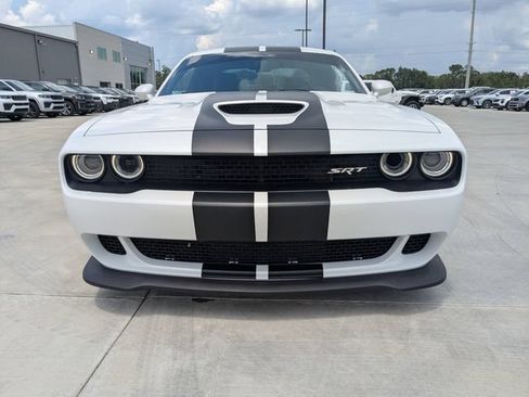 Used 2016 Dodge Challenger SRT Hellcat RWD image 7