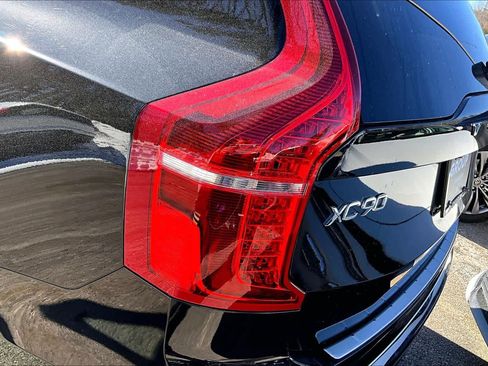 Used 2023 Volvo XC90 B6 Plus w/ Protection Package Premier image 27