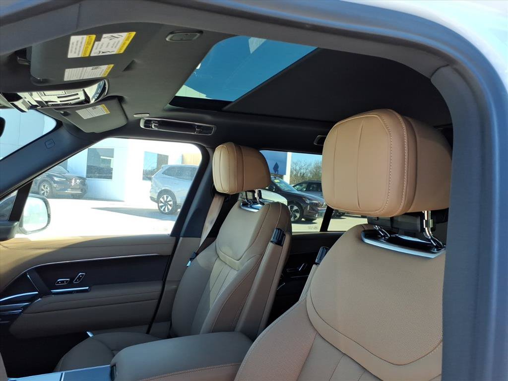 New 2026 Land Rover Range Rover SE AWD/4WD image 12