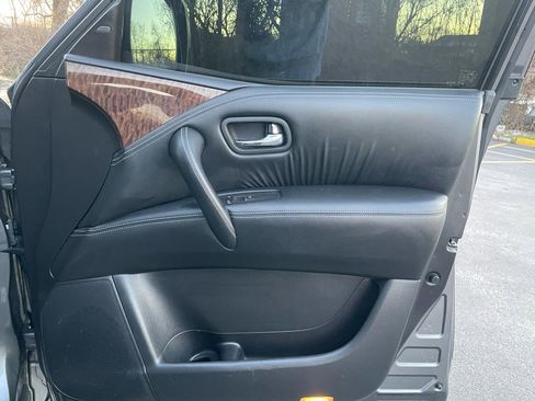 Used 2019 Nissan Armada Platinum w/ Captain's Chairs Package image 27