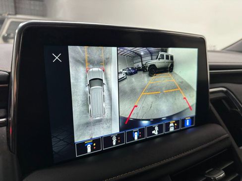 Used 2024 GMC Yukon AT4 w/ AT4 Premium Plus Package AWD/4WD image 34