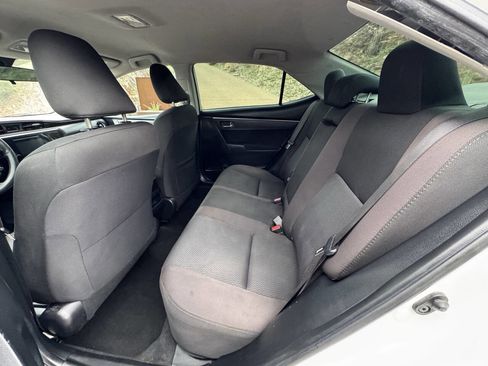 Used 2019 Toyota Corolla LE image 13