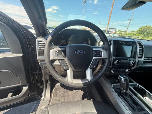 Used 2016 Ford F150 Platinum w/ Equipment Group 701A Luxury AWD/4WD image 16
