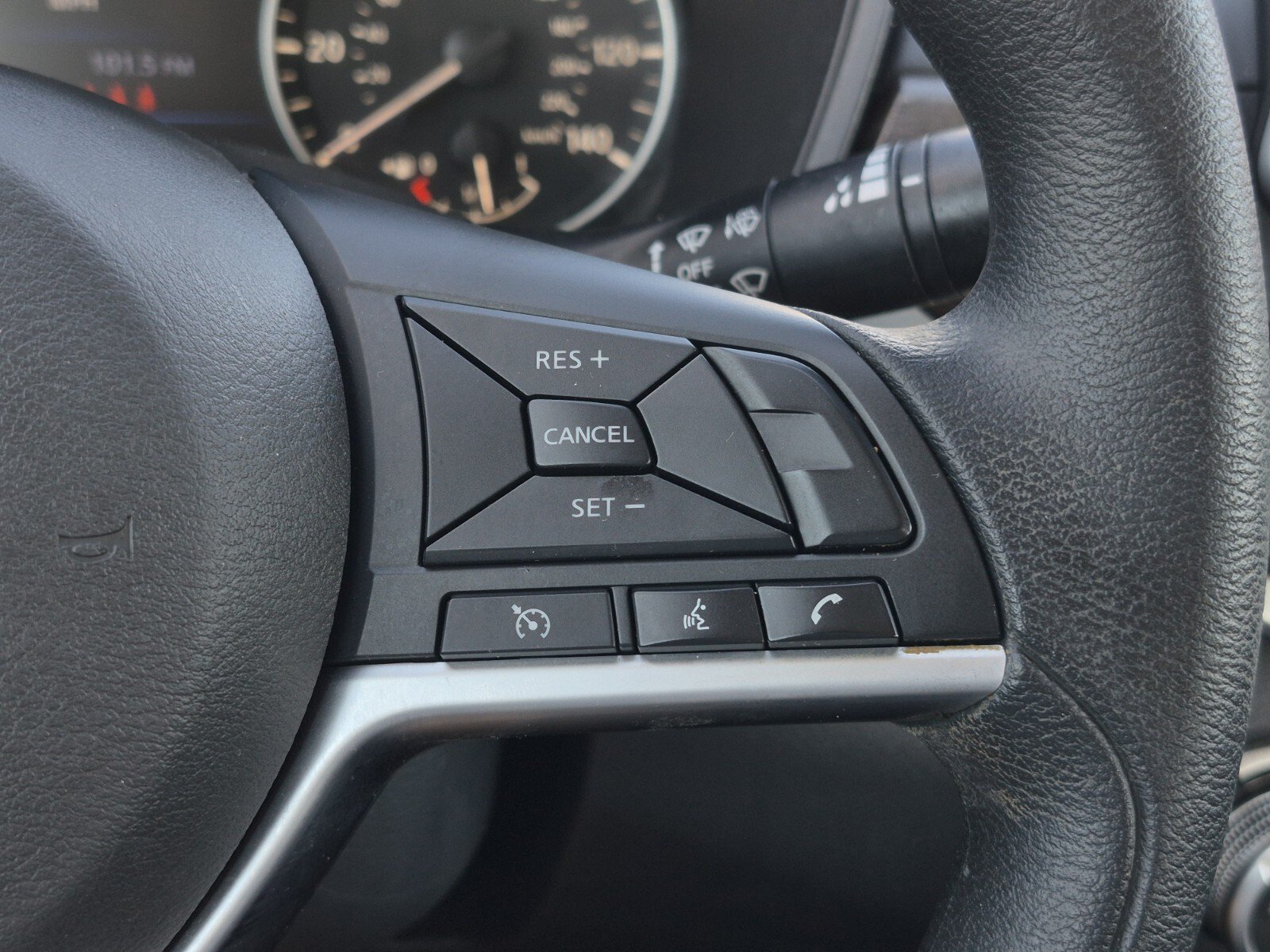Used 2023 Nissan Altima 2.5 SV FWD image 23