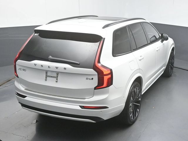 Certified 2026 Volvo XC90 B6 Ultra w/ Protection Package Premier AWD/4WD image 48