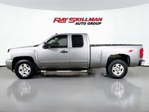 Used 2008 Chevrolet Silverado 1500 LT w/ Power Pack Plus image 4