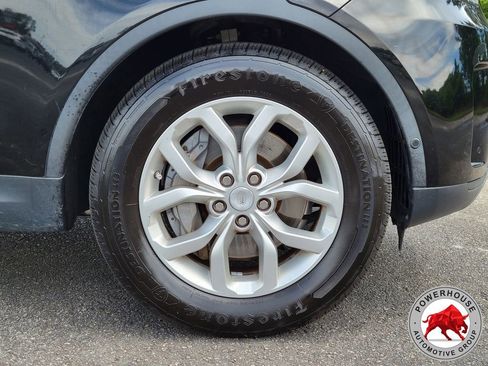 Used 2020 Land Rover Discovery SE AWD/4WD image 12