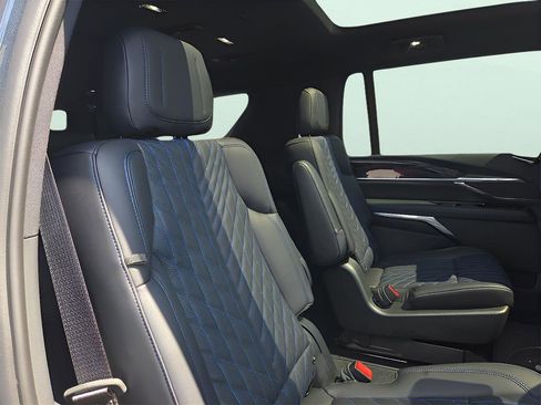 New 2026 Cadillac Escalade IQL Sport 1 AWD/4WD image 27
