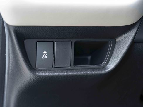 Used 2026 Honda HR-V LX image 40