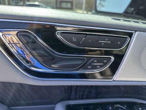 Used 2019 Lincoln Navigator Reserve AWD/4WD image 30