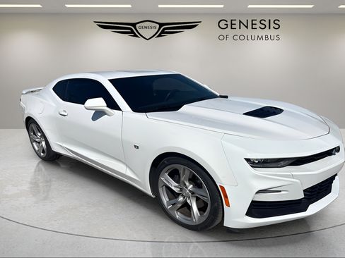 Used 2023 Chevrolet Camaro SS RWD image 5