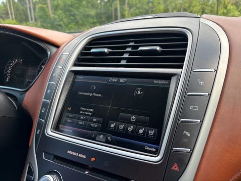 Used 2016 Lincoln MKX Black Label w/ Technology Package image 26