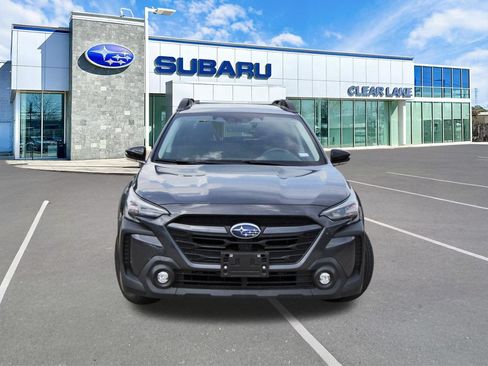Used 2024 Subaru Outback Premium AWD/4WD image 2