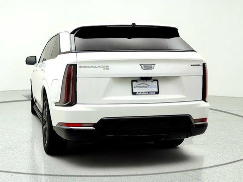 Used 2025 Cadillac Escalade IQ Sport 2 AWD/4WD image 6