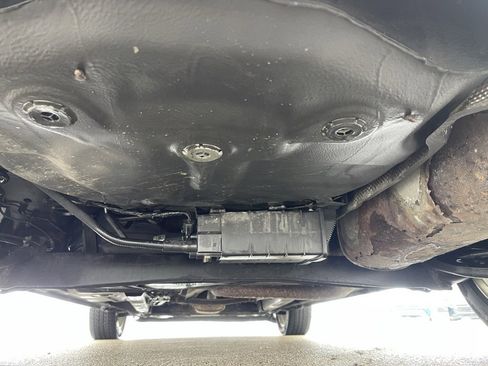 Used 2014 Ford Fiesta Titanium image 19