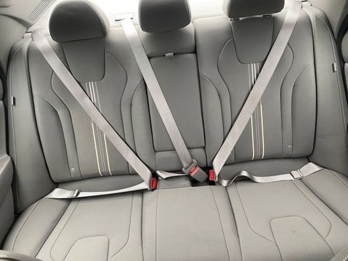 Used 2025 Hyundai Elantra SEL image 38