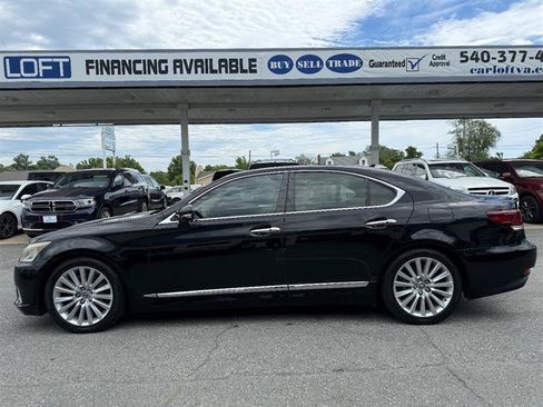 Used 2013 Lexus LS 460 w/ Comfort Pkg RWD image 8