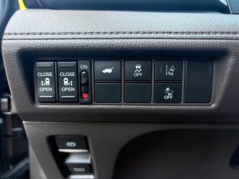 Used 2019 Honda Odyssey EX-L image 27