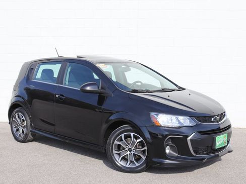Used 2018 Chevrolet Sonic LT w/ True North Edition FWD image 1