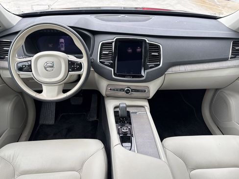 Certified 2024 Volvo XC90 B6 Plus w/ Protection Package Premier image 25