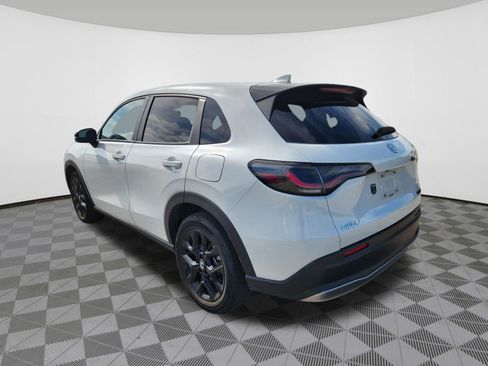 Certified 2024 Honda HR-V Sport image 3