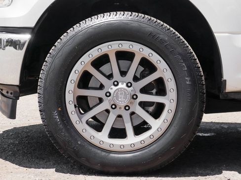 Used 2017 Ford F150 XLT image 36