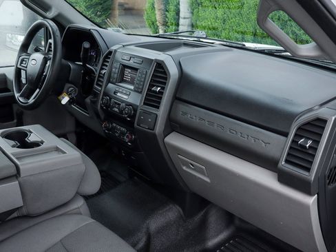 Used 2020 Ford F250 XL image 33