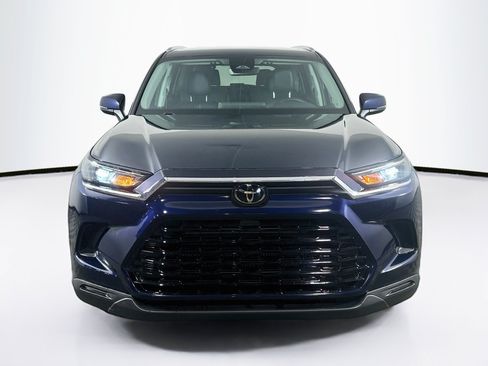 Used 2026 Toyota Grand Highlander AWD Hybrid image 2