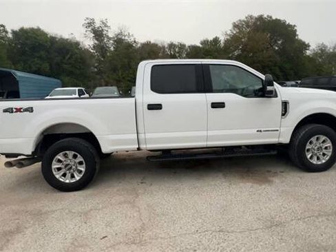 Used 2020 Ford F250 XLT image 9