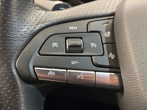 Used 2023 Cadillac XT4 Sport image 40