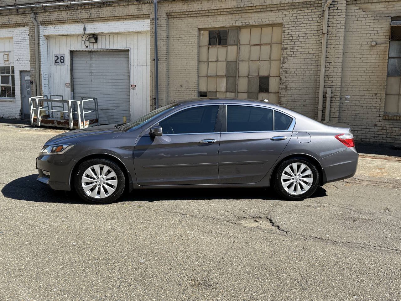 Used 2013 Honda Accord EX-L image 5
