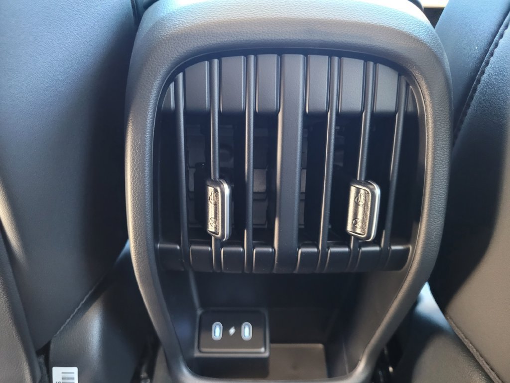 New 2027 Hyundai Kona Limited AWD/4WD image 35