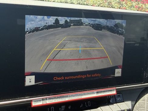 Used 2026 Toyota Camry XLE FWD image 13