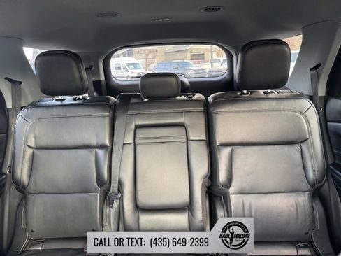 Used 2021 Ford Explorer Limited w/ Equipment Group 301A image 17