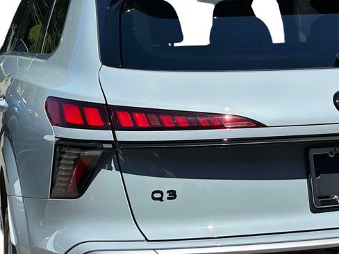New 2026 Audi Q3 quattro 2.0T AWD/4WD image 27